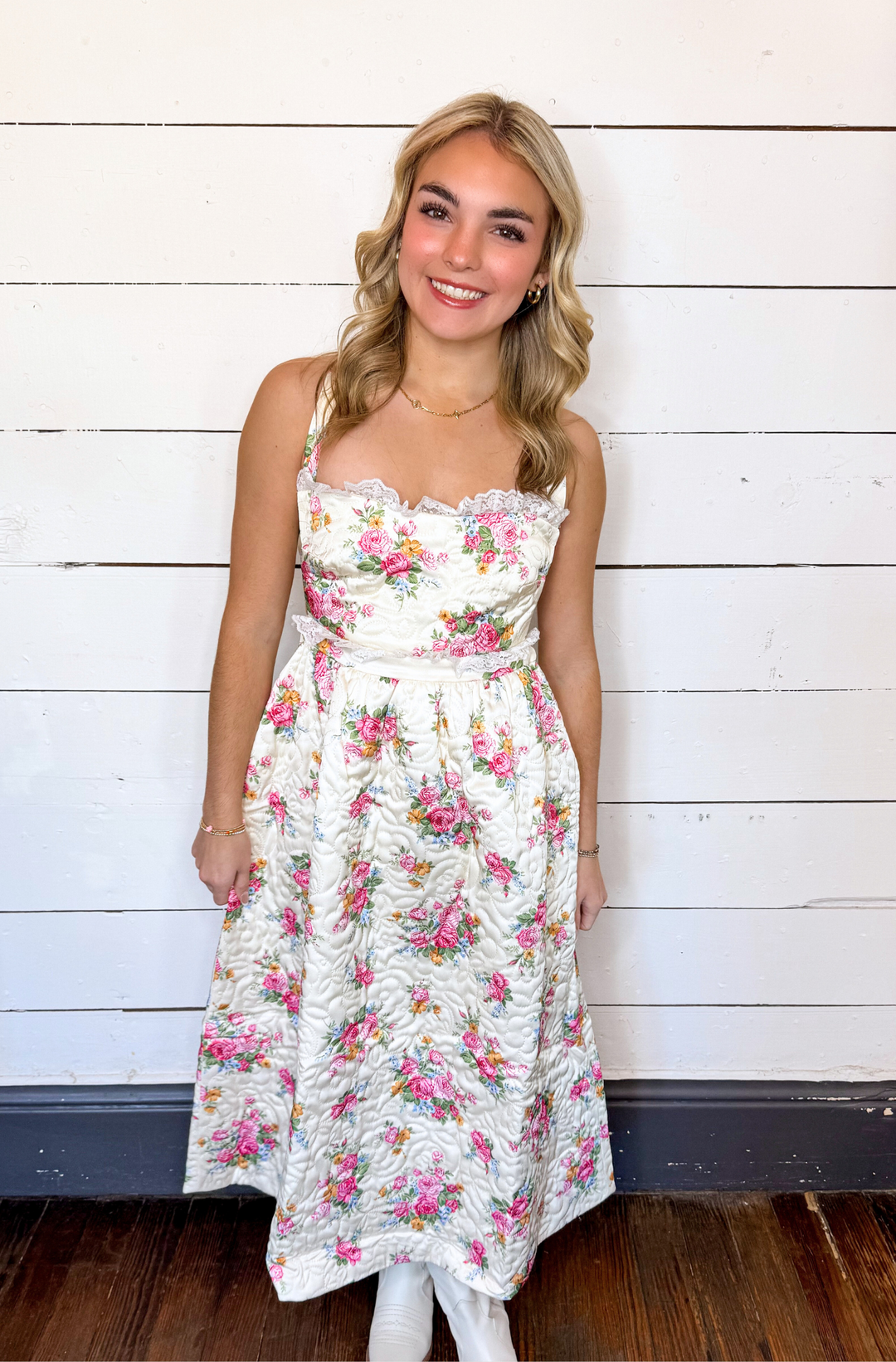 ditsy floral print midi dress Short Sleeve Ditsy Floral Elastic Waist Maxi Dress