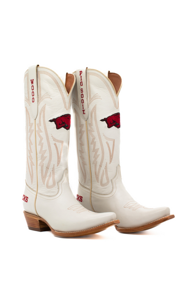 Arkansas Razorbacks white leather cowboy boots with red embroidered hog logo and “Wooo Pig Sooie” on the sides. Ideal for college football game days, tailgating, and repping Razorback pride with Southern flair.